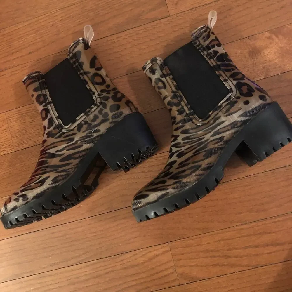 NEW Catherine Malandrino Leopard Rain Boots
